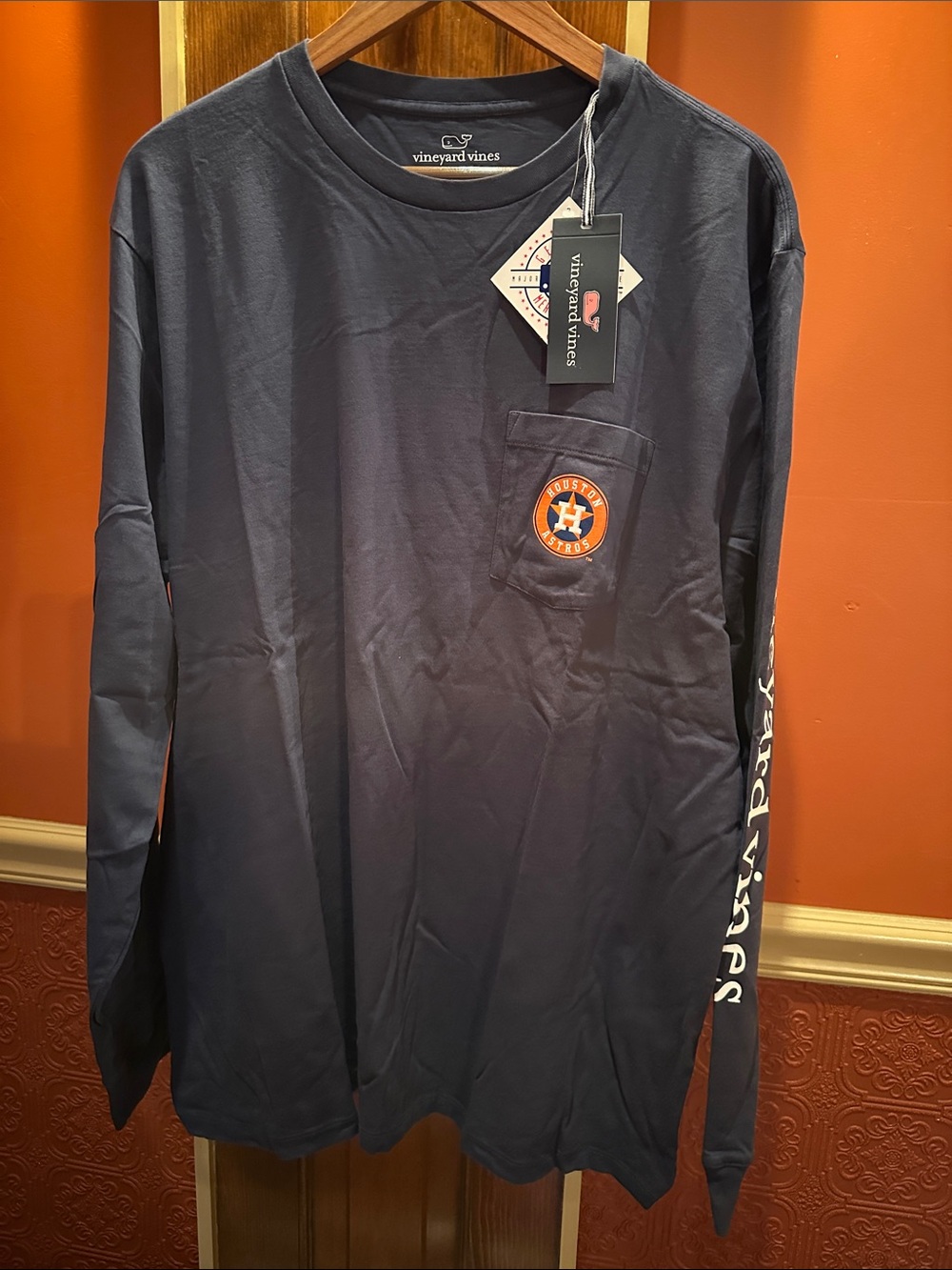Vineyard Vines Navy Long-Sleeve Pocket Tee with Houston Astros Patch 2019 , XL